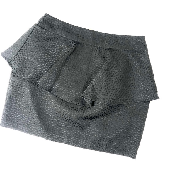 🌴Silence + Noise Skirt - Picture 3 of 5